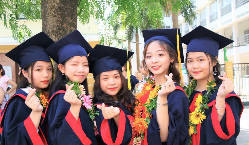 LỄ TỔNG KẾT NĂM HỌC 2017 - 2018 - Trường THCS Đào Duy Từ Hà Nội
