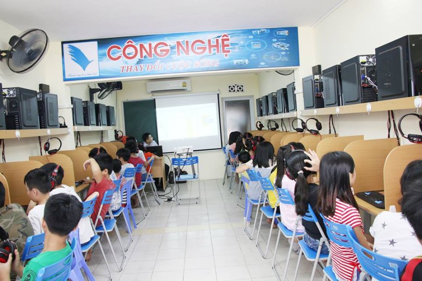 Trại hè 2018: CÙNG THAM GIA CLB LẬP TRÌNH – Trường THCS Đào Duy Từ Hà Nội