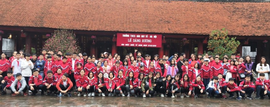 LỄ DÂNG HƯƠNG ĐẦU XUÂN KỶ HỢI 2019 – Trường THCS Đào Duy Từ Hà Nội