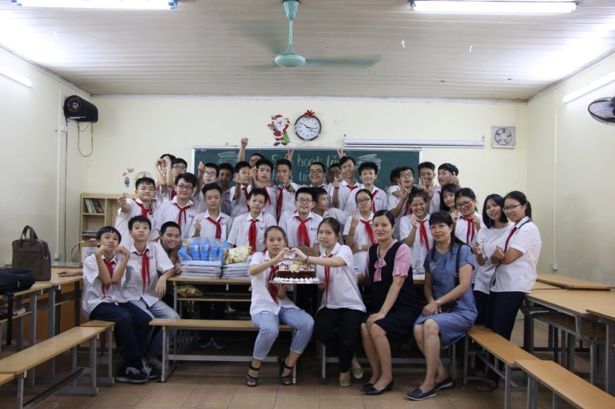 Bài viết của HS Nguyễn Hà Anh (8T): CÔ GIÁO CHỦ NHIỆM CỦA TÔI – Trường THCS Đào Duy Từ Hà Nội