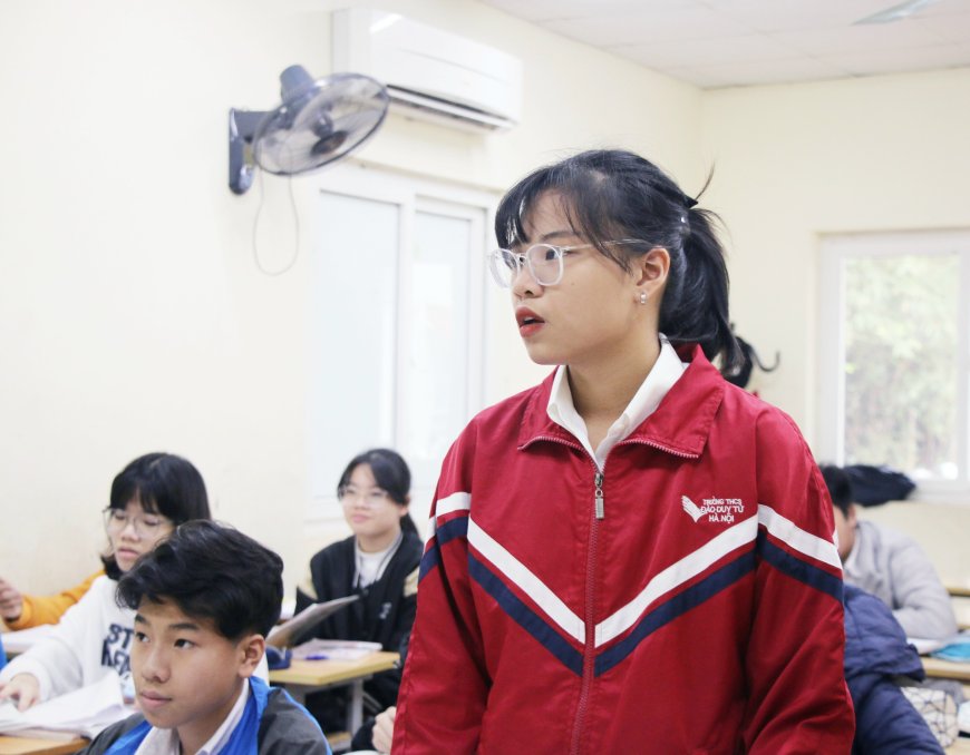 Bài viết HS Đỗ Khánh Chi (8A): NHỮNG NGÀY ĐẦU TIÊN HỌC TẬP TẠI MÁI TRƯỜNG THCS ĐÀO DUY TỪ – Trường THCS Đào Duy Từ Hà Nội