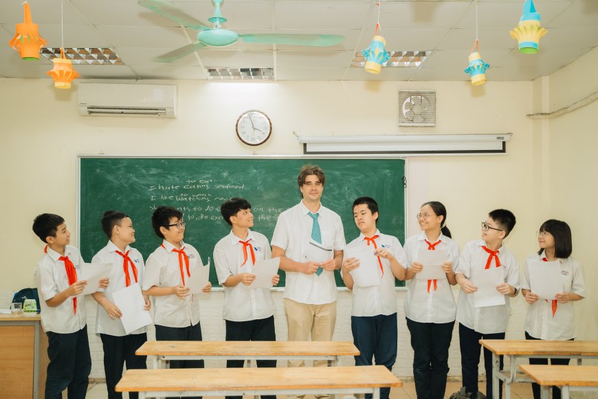 CLB Tiếng Anh: BỐN PHƯƠNG PHÁP MỞ RỘNG VỐN TỪ TIẾNG ANH – Trường THCS Đào Duy Từ Hà Nội