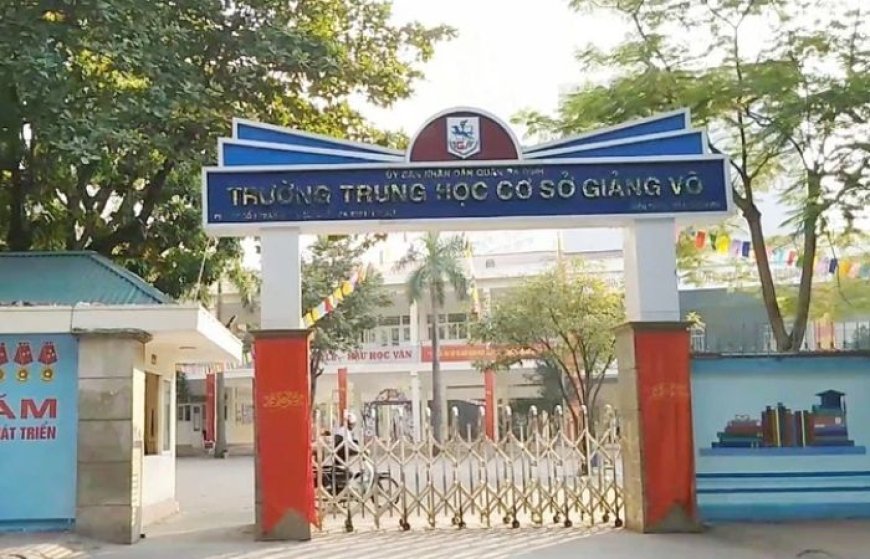 Thông tin một trường THCS ở Hà Nội có 125 học sinh đạt 44,5 điểm trở lên trong kỳ thi vào lớp 10