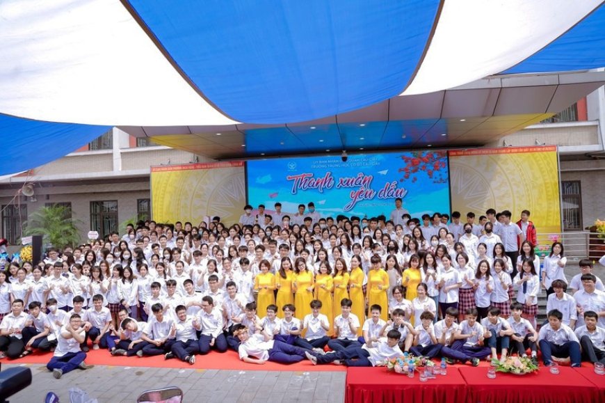 5 trường có thành tích ấn tượng tại kỳ thi lớp 10 tại Hà Nội